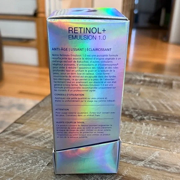 iS Clinical Retinol+ Emulsion 1.0 – Iridescent White Serum
